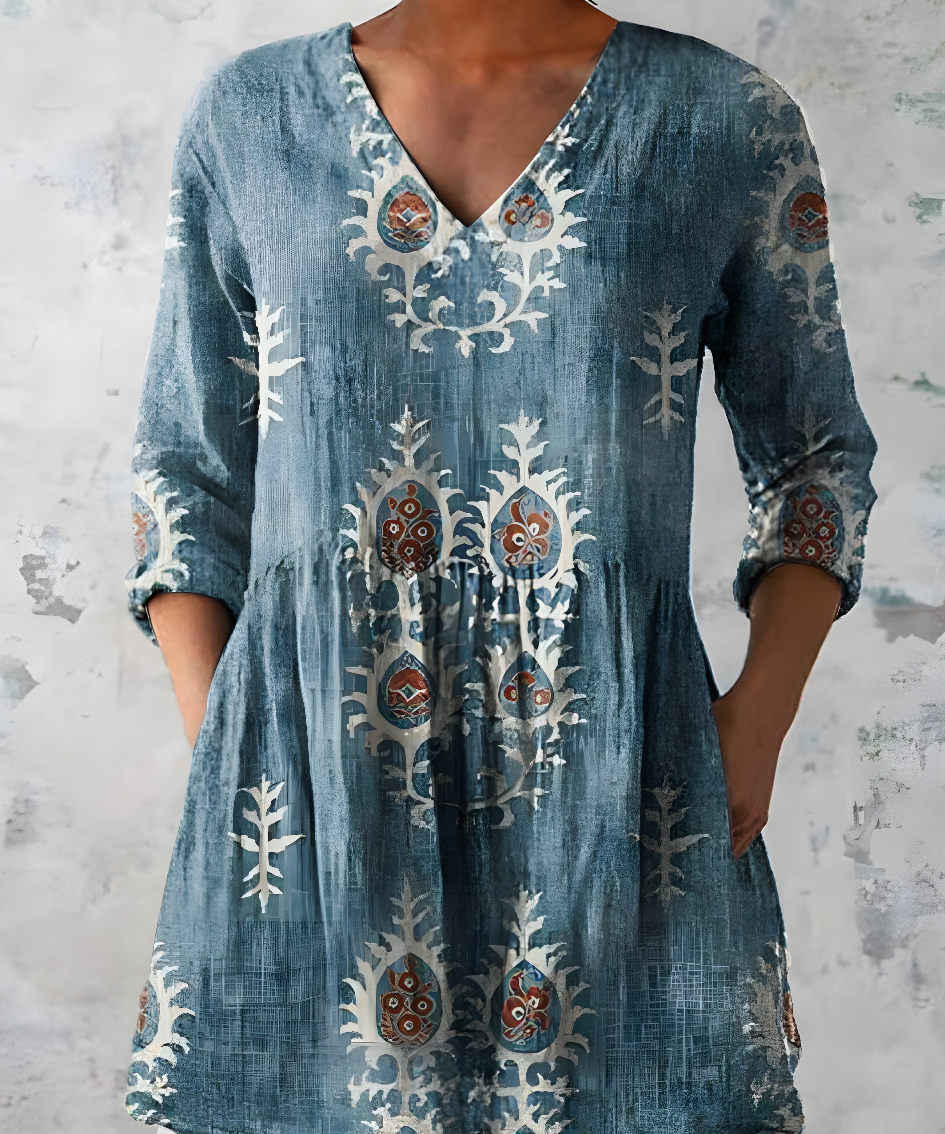 Everly | Long Blouse with V-Neck